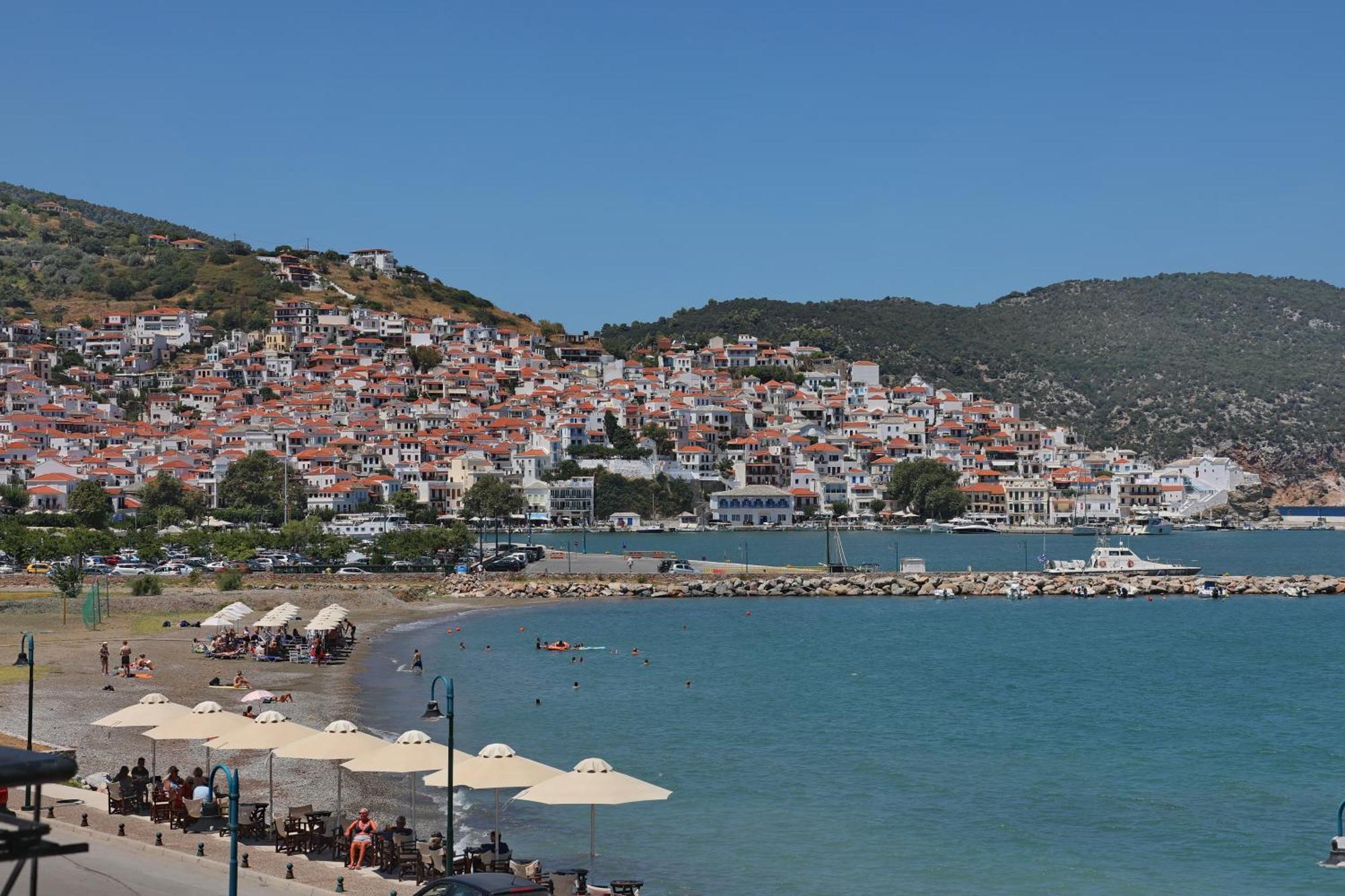 Mamma Mia Hotel Skopelos Town Exterior photo
