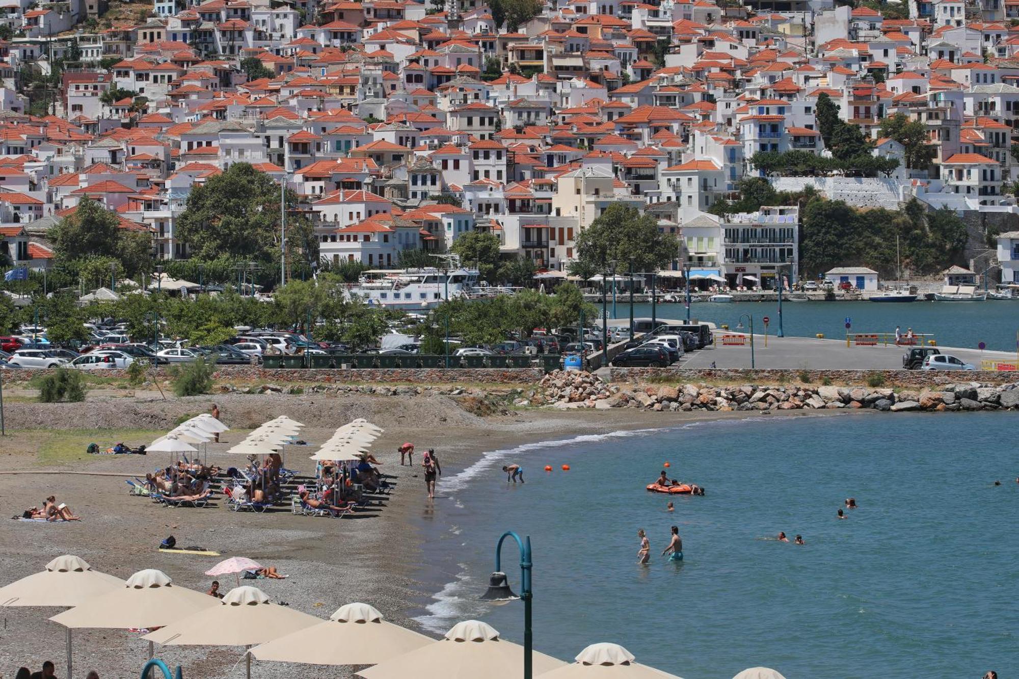 Mamma Mia Hotel Skopelos Town Exterior photo