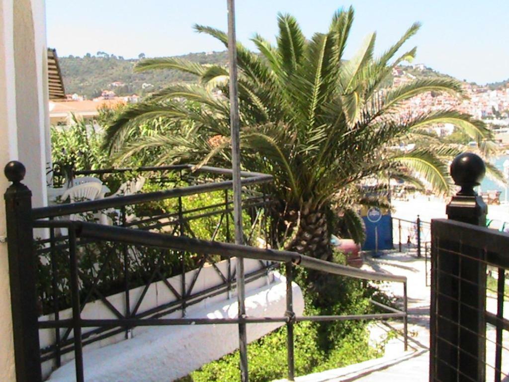 Mamma Mia Hotel Skopelos Town Exterior photo