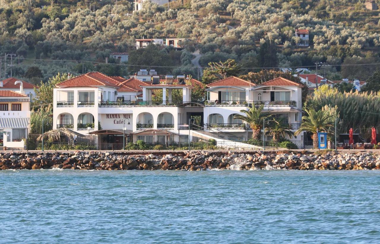Mamma Mia Hotel Skopelos Town Exterior photo