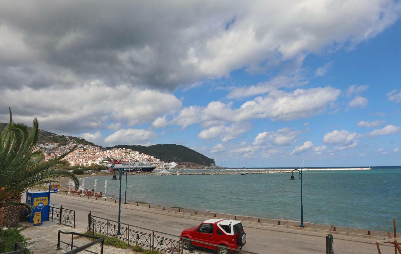 Mamma Mia Hotel Skopelos Town Exterior photo