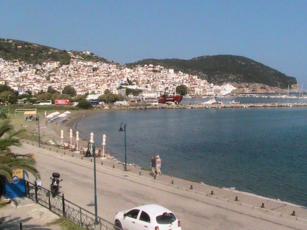 Mamma Mia Hotel Skopelos Town Exterior photo