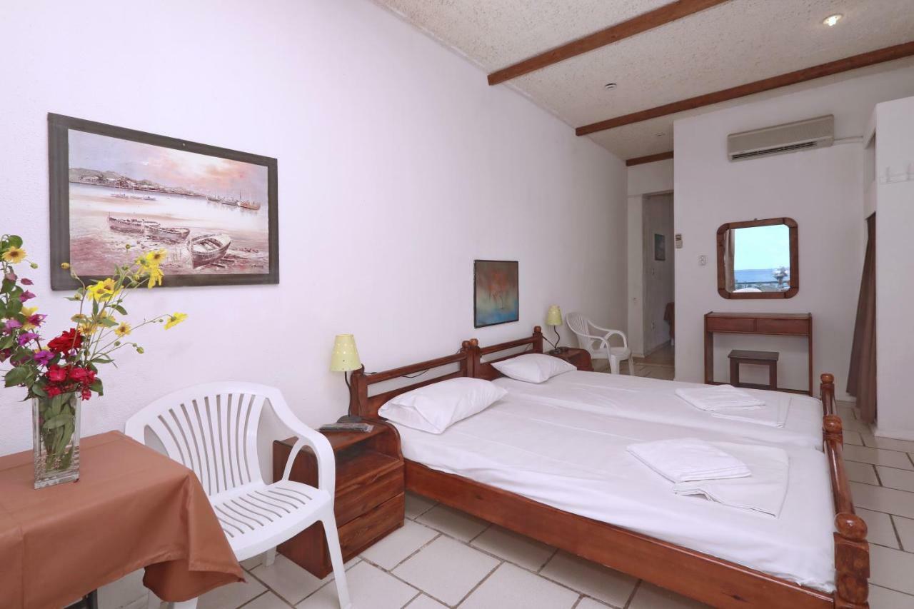 Mamma Mia Hotel Skopelos Town Exterior photo