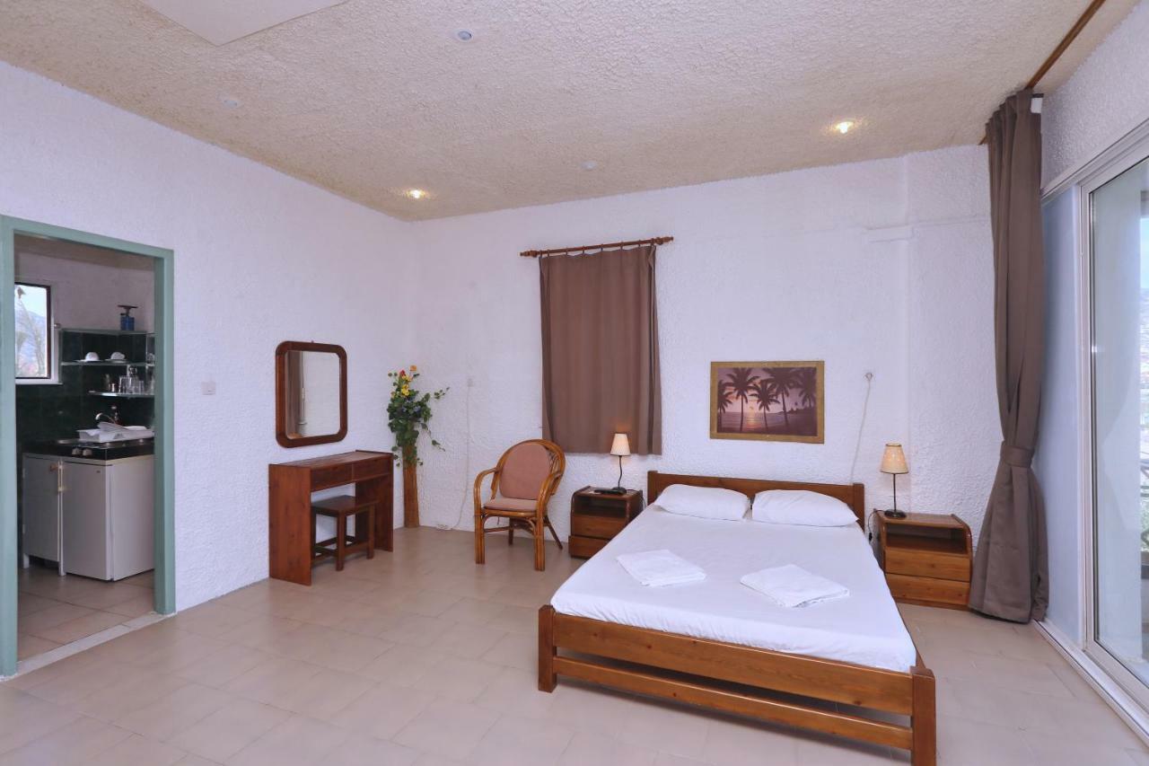 Mamma Mia Hotel Skopelos Town Exterior photo