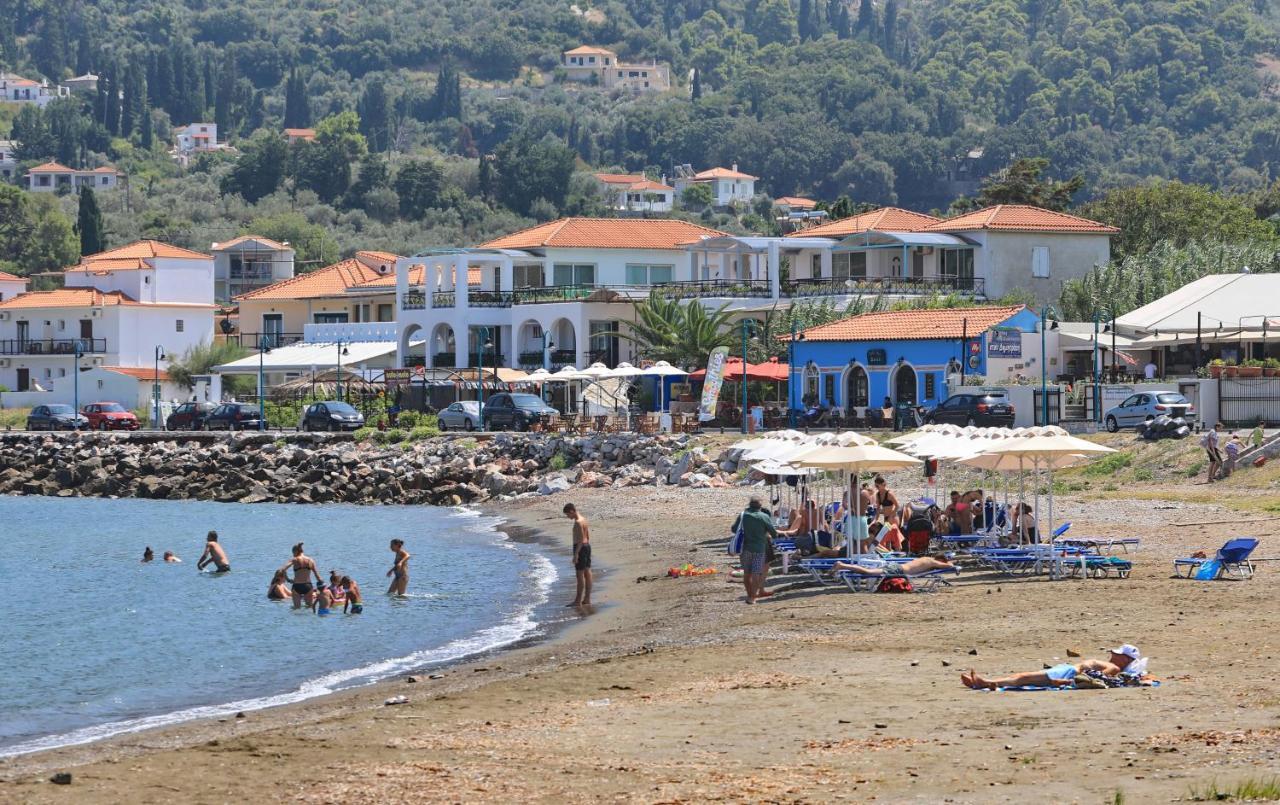 Mamma Mia Hotel Skopelos Town Exterior photo